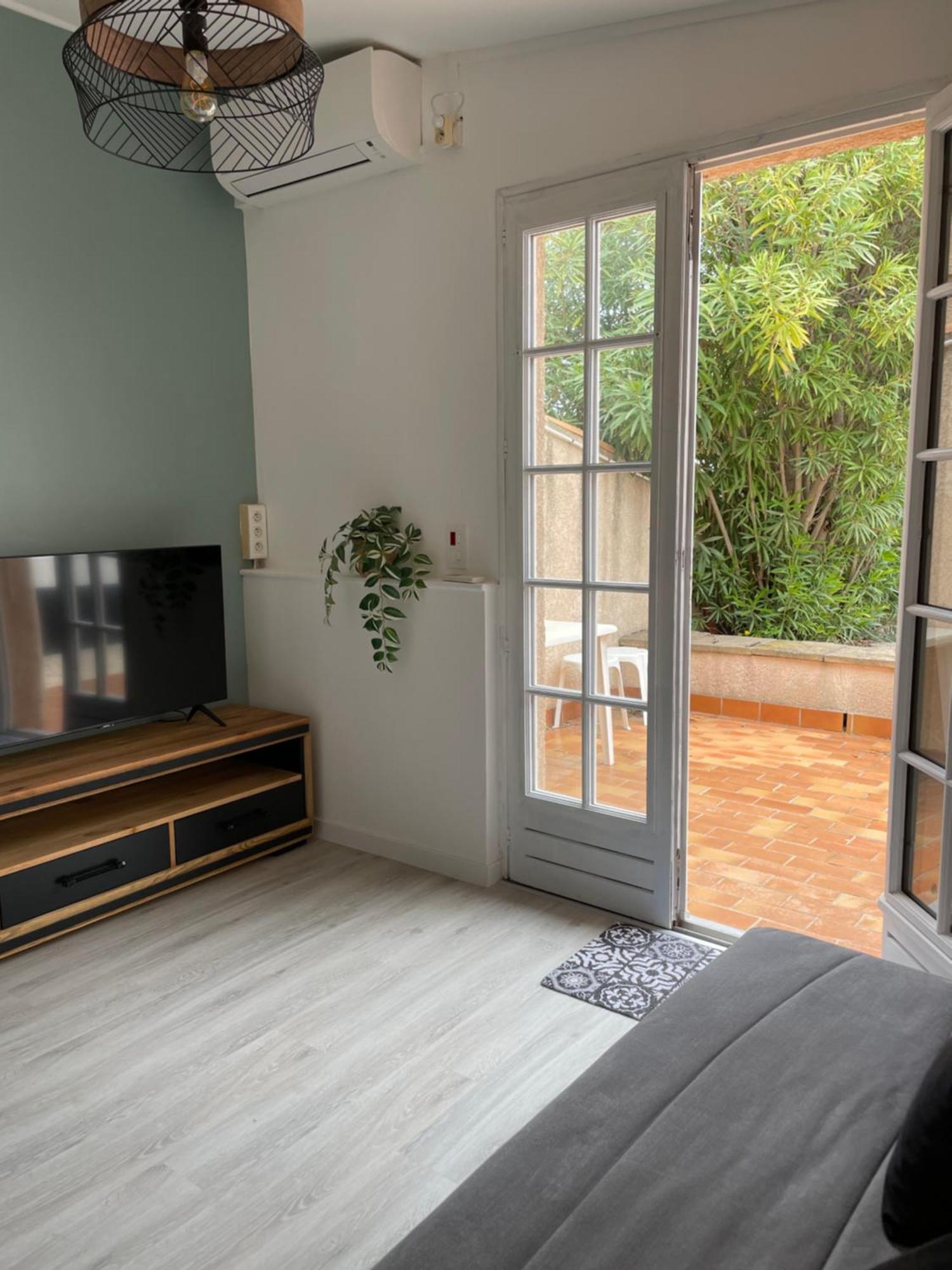 Villa Lcsm Et Studio Frontignan ภายนอก รูปภาพ